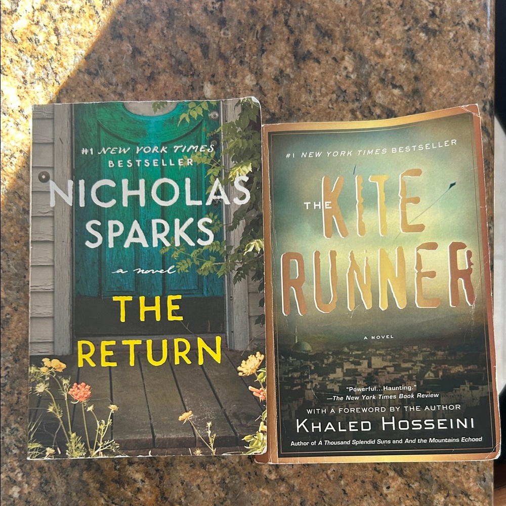 Barnes & Noble Book Set: The Return and The Kite Runner